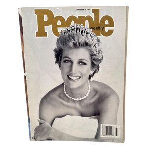 People Weekly Magazine September 1997 Featuring Princess Diana & Mira Sorvino